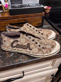 Cute coach sneakers tan Keely 7b