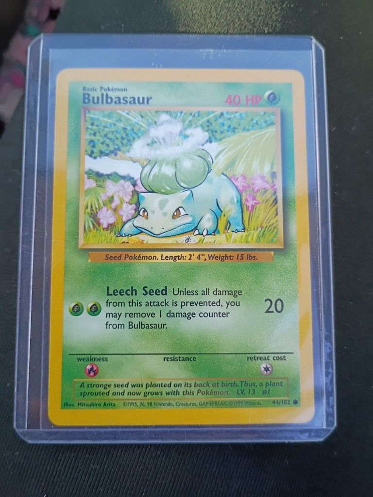 POKEMON CARDS - BULBASAUR 1999 Base Set