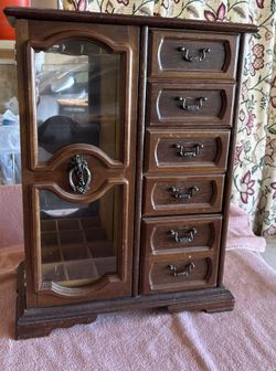 Jewelry Box