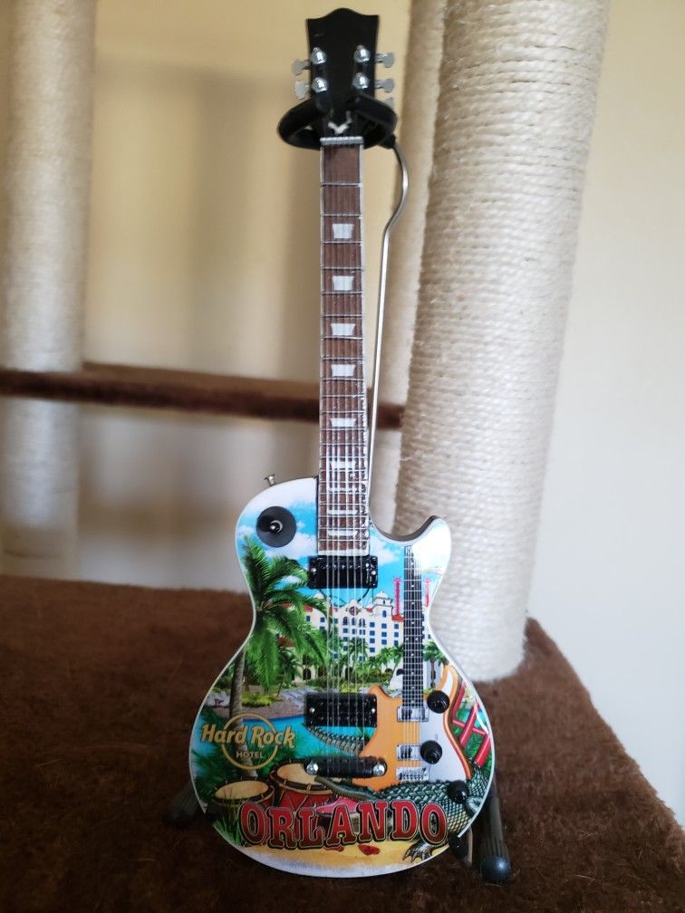 Hard Rock Cafe Mini Guitar Decoration With Stand