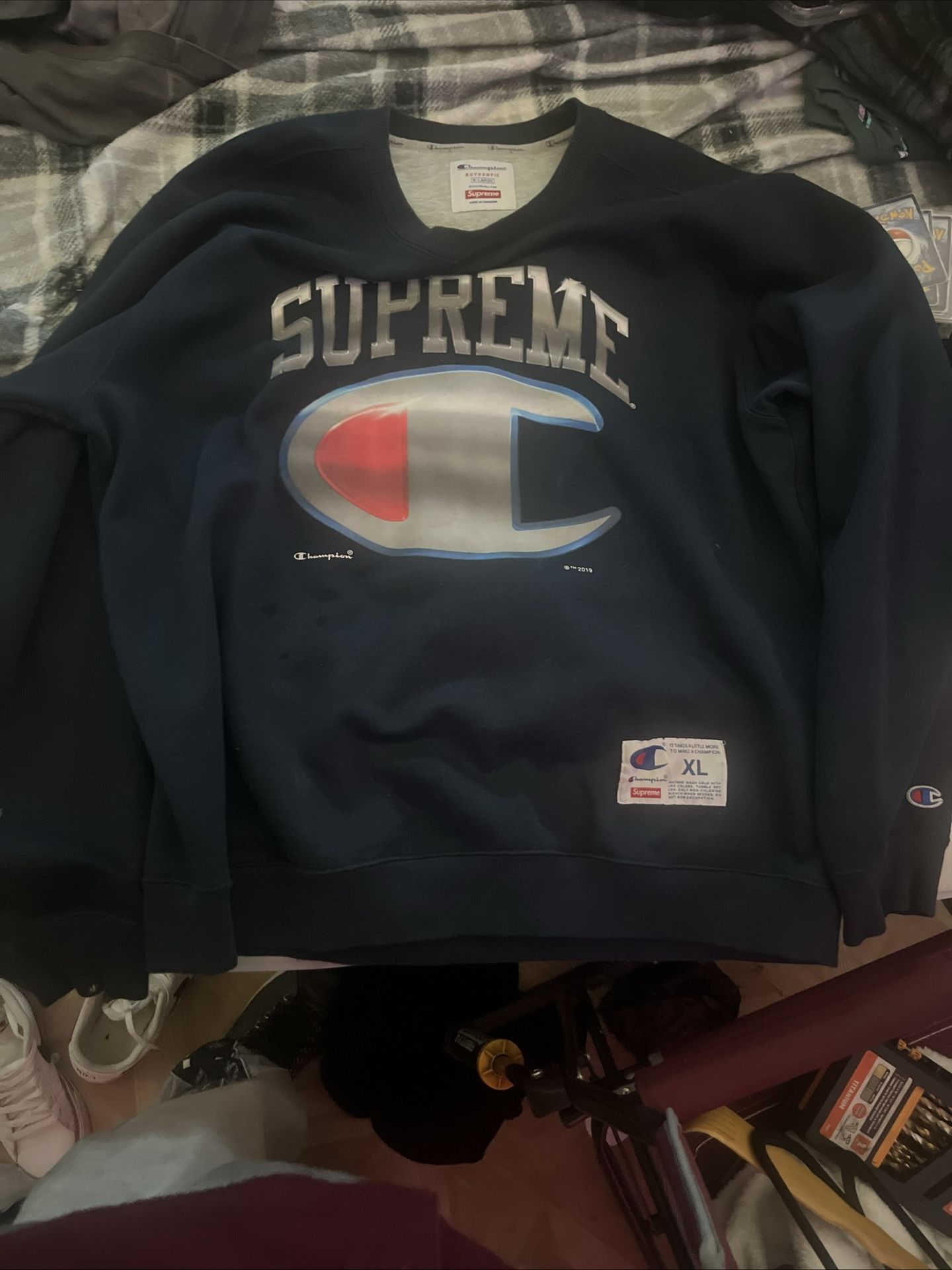 Supreme Sweater XL