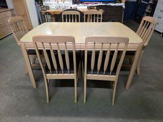 Keller Whitewash / Black Leather Dining Room Table Set