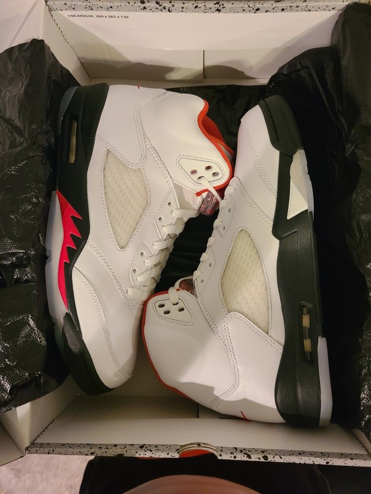Jordan 5 Fire Red Sz 10.5 $190