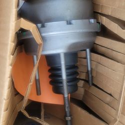 Datsun B210 74 to 78 brake booster NIB