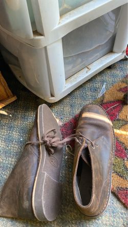 Clark’s size 8