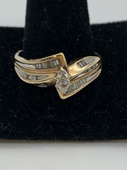 Gold diamond ring #14875
