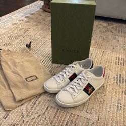 Women’s Gucci Bee Sneakers—Size 38 UK/Size 8