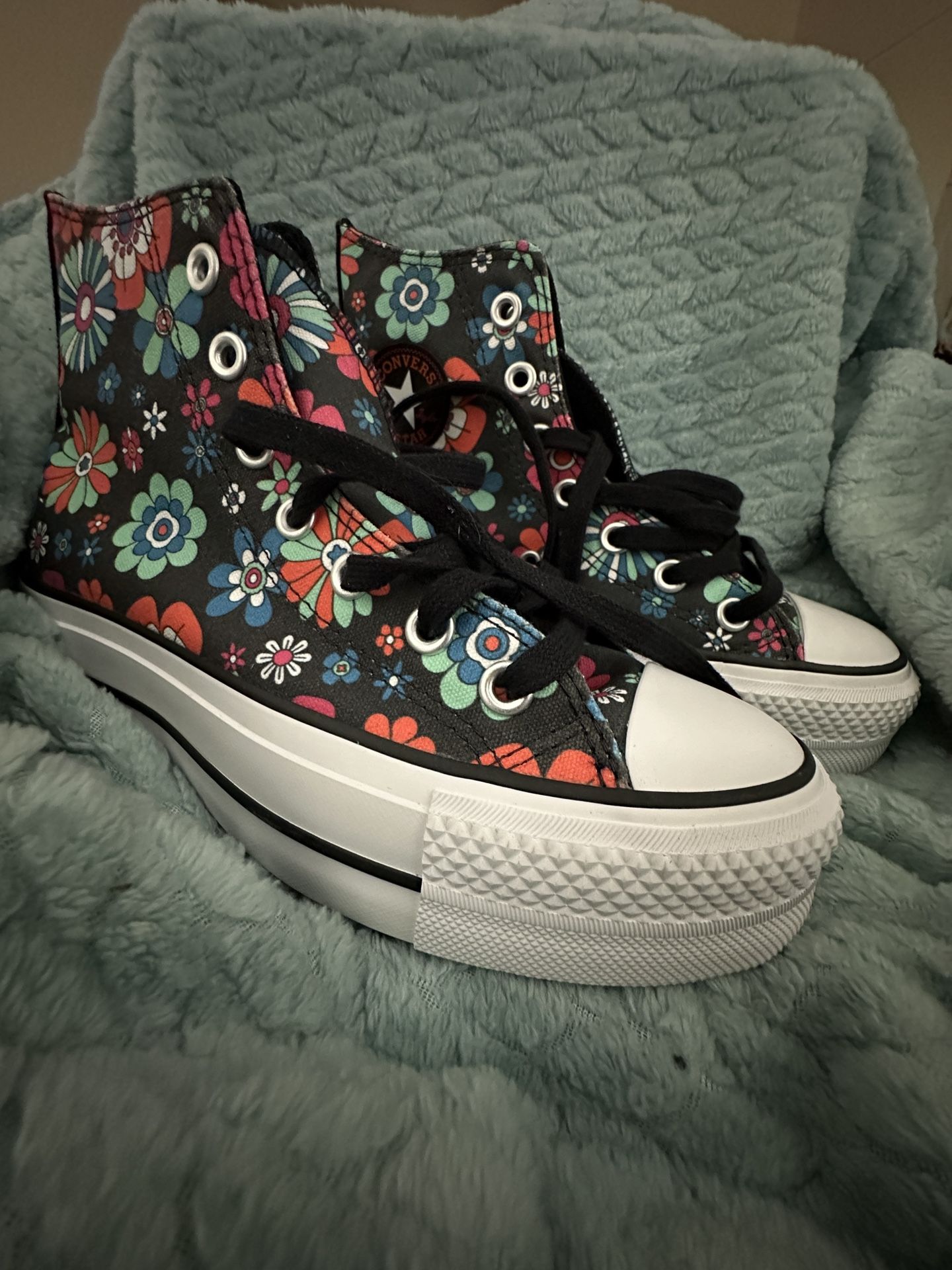 Brand New Converse Shoes
