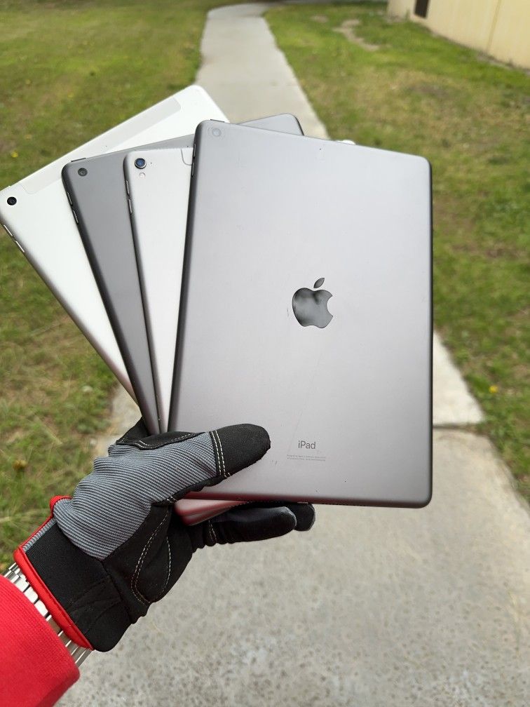 iPads 5 / 6 / 8 / Pro
