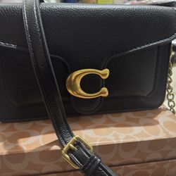 New medium crossbody bag