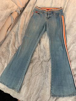 Let Me Be Women’s Low Rise Flare Jeans!