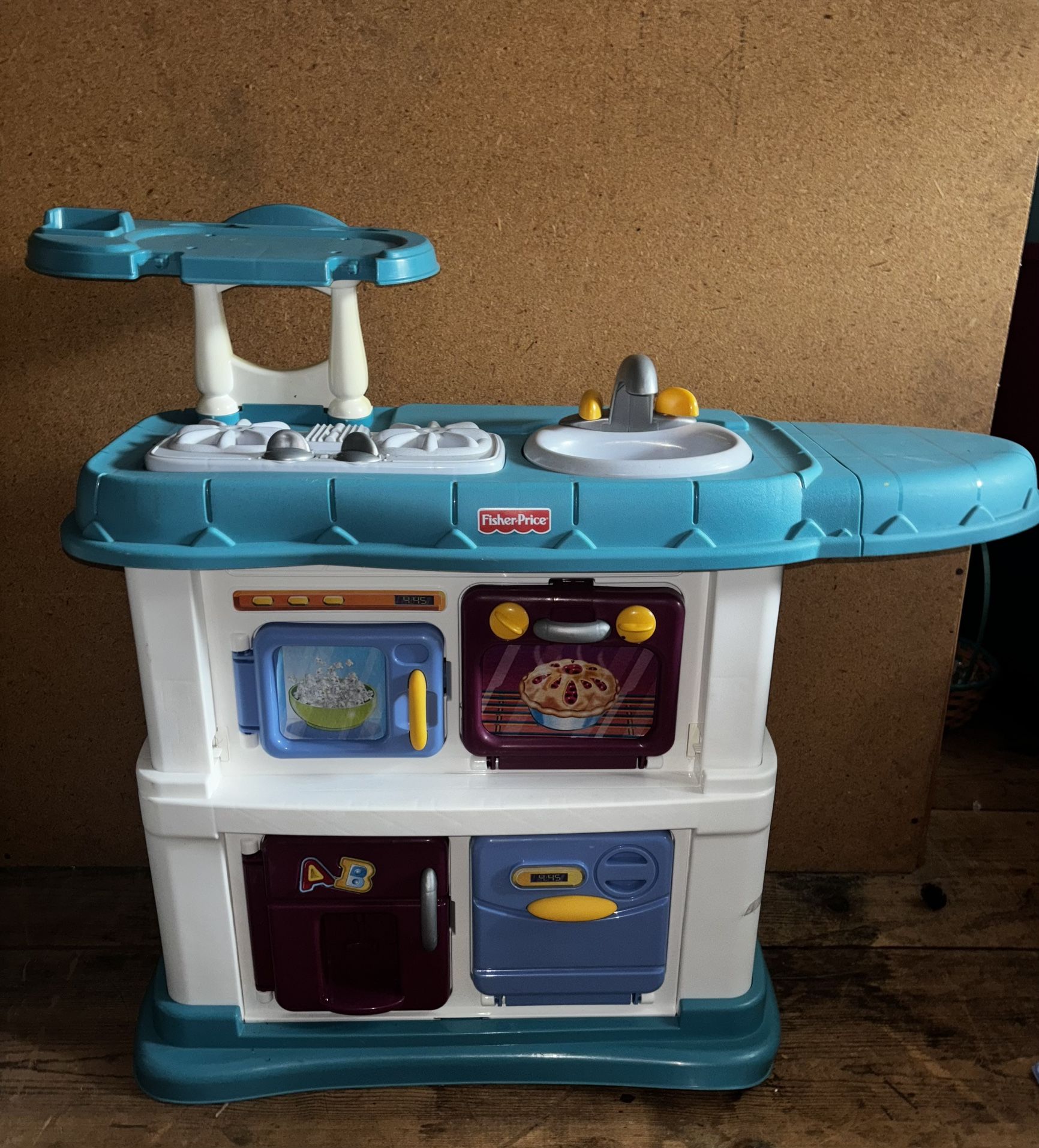 Kids Play Kitchen