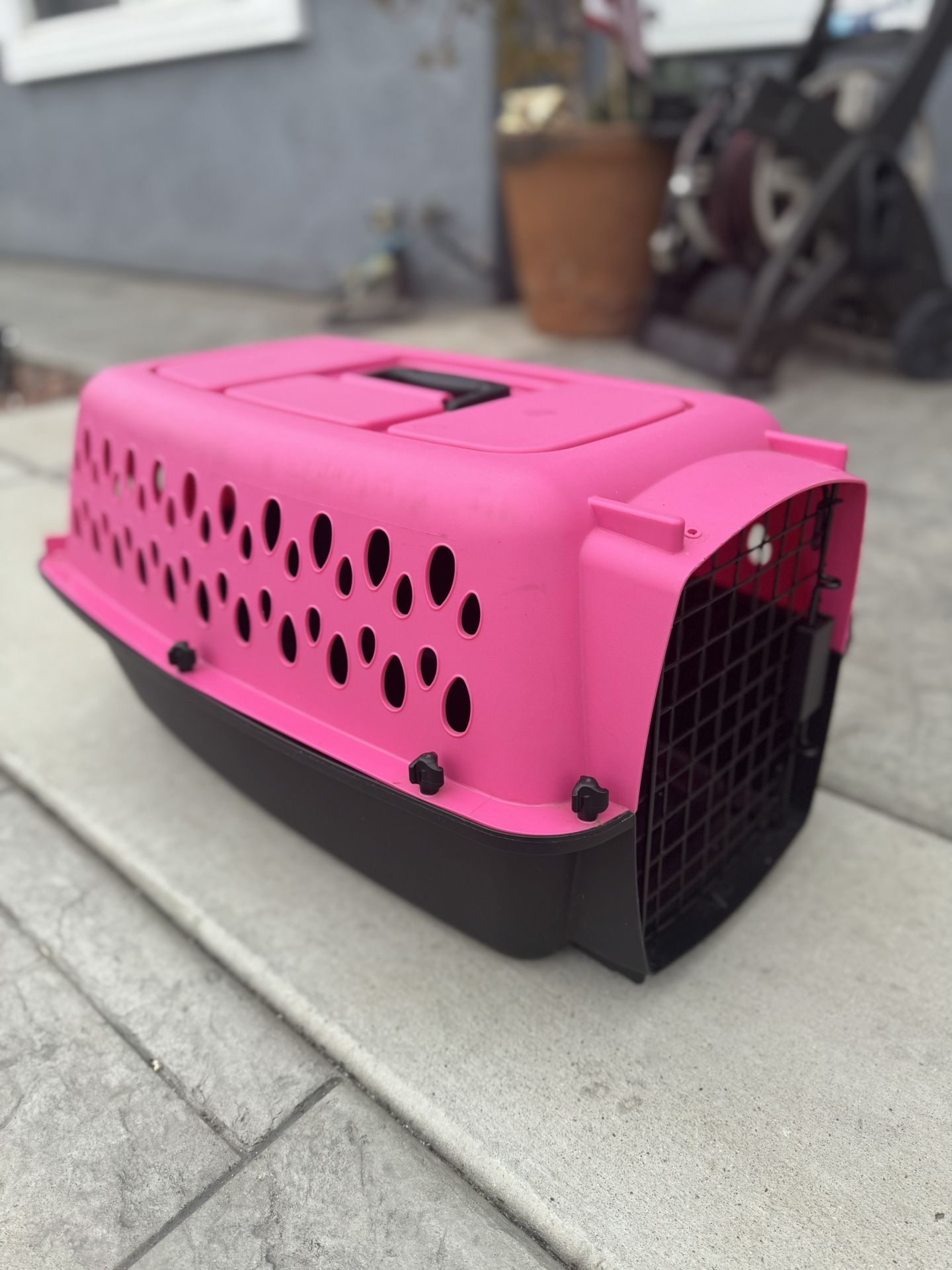Pet Carrier for small Dogs or Cats Pink and Black, Durable & Port