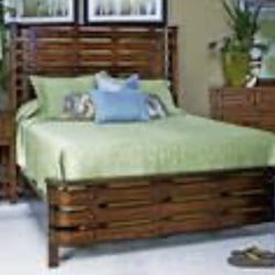 Wood King Bed Great Condition 
