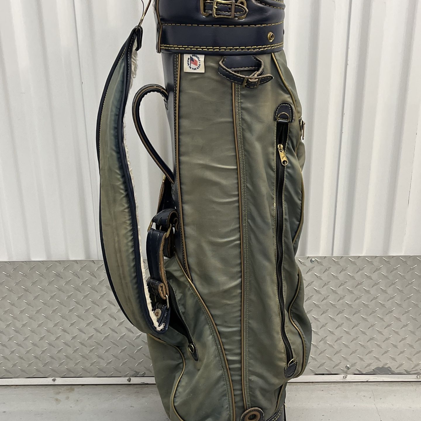 Vintage Ron Miller Golf Bag 6-Way Cart Bag for Sale in Chicago, IL