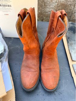 Unisex boots size 7