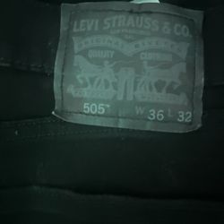 Black Levis 505