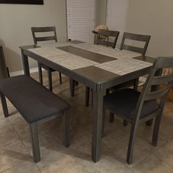 Kitchen Table 