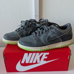 Iron Grey/ Phantom ghost green Halloween Dunk Lows - size 7Y / women's 8.5