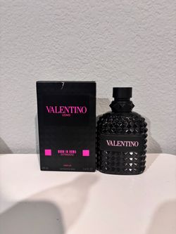 Valentino Born in Roma Extradose