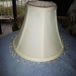CUTE LAMPSHADE WITH JEWELS