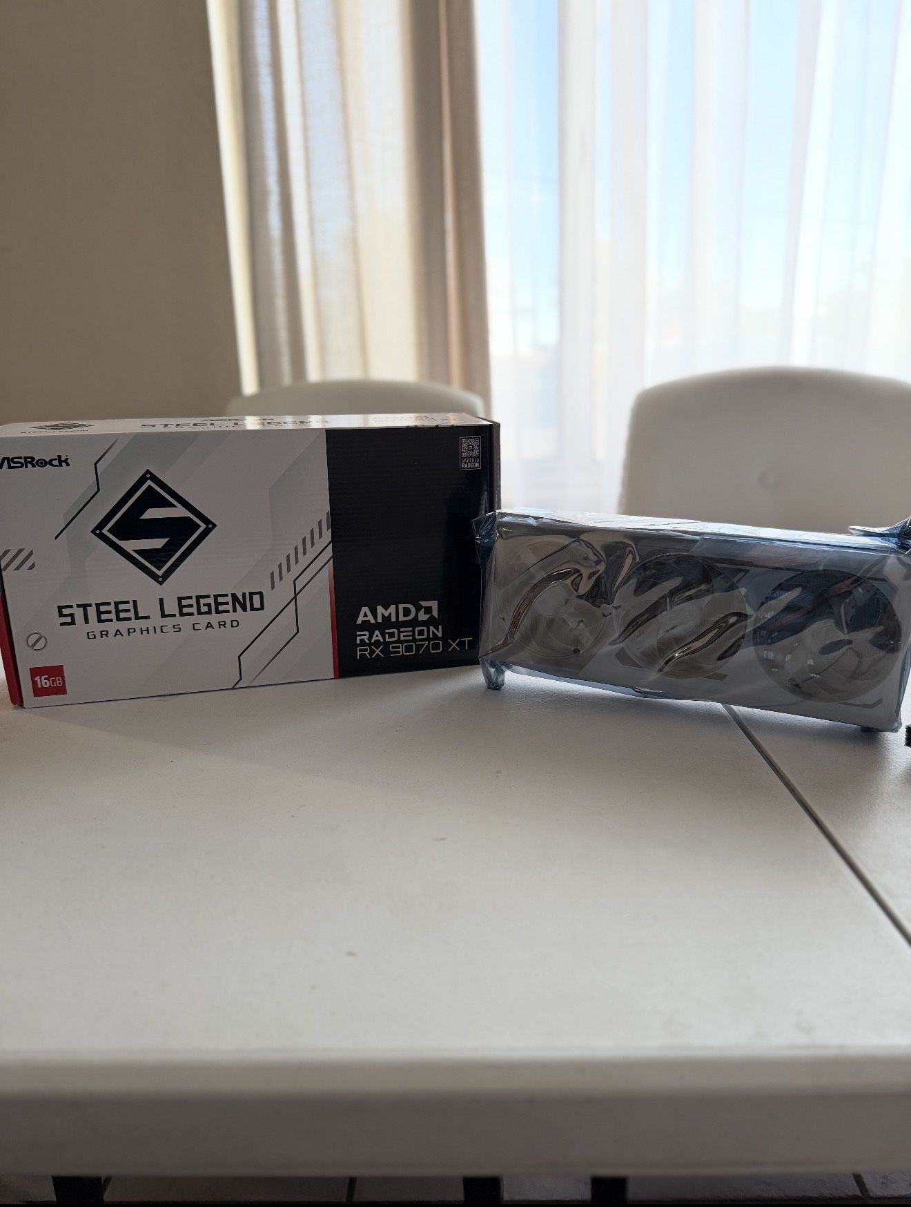 ASRock AMD Radeon RX 9070 XT Steel Legend 16GB