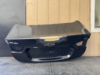 2016 2017 2018 2019 2020 2021 2022 CHEVROLET  MALIBU LT TRUNK LID OEM USED