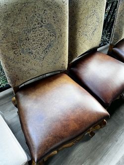 Dining table/ 8 dining chairs
