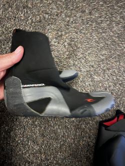 Size 8 Rip curl Booties