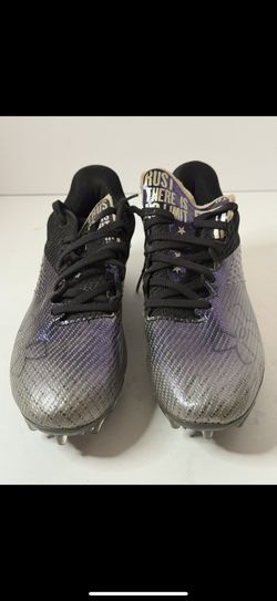 Under Armour Highlight Football Cleats – Size 9.5
