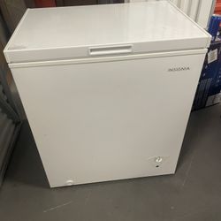 Deep freezer