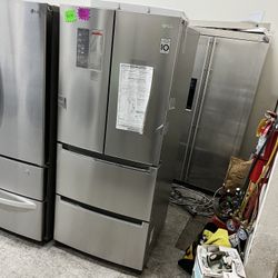 NEW - LG 30” STAINLESS STEEL REFRIGERATOR