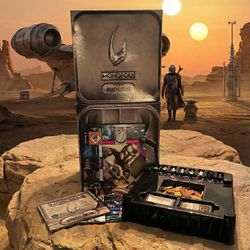 Monopoly Star Wars  "The Mandalorian" Edition Game Board 