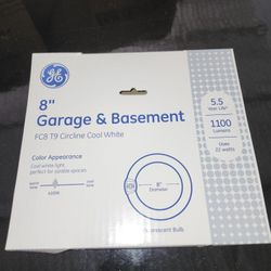 8" COOL WHITE 22 CIRCLINE 5 YEAR LONG 