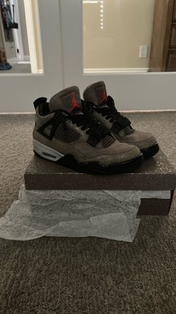 Jordan 4 size 9 men