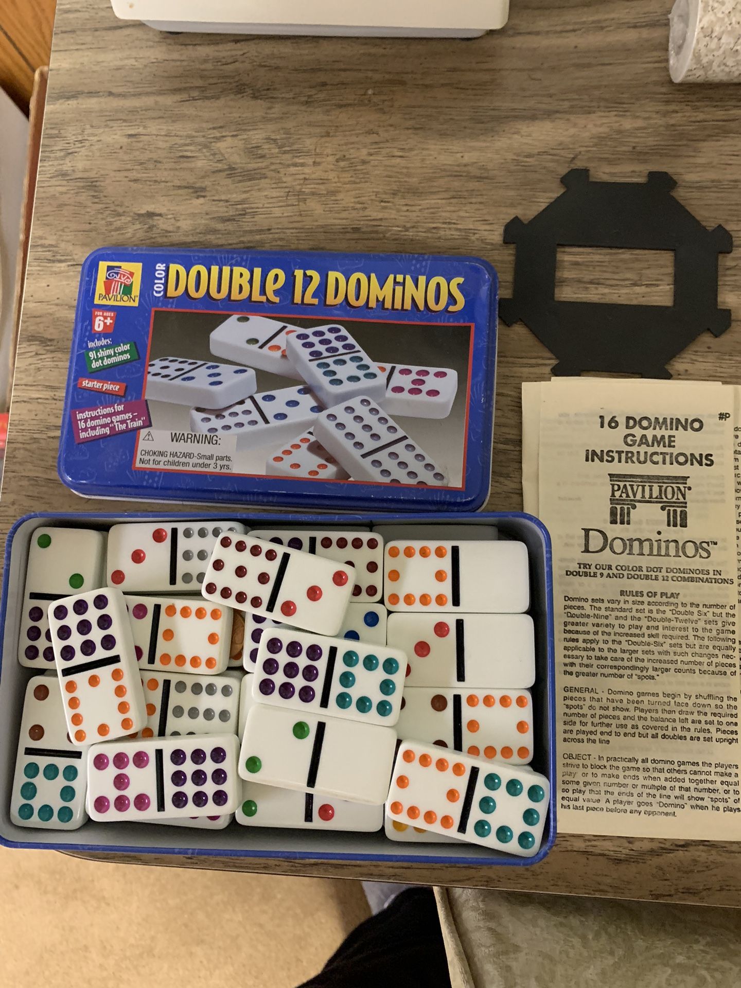 Dominos