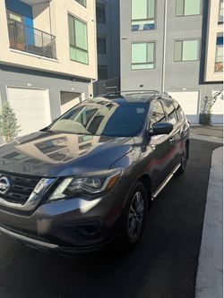 2017 Nissan Pathfinder