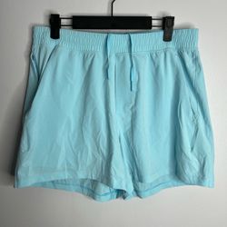 Lululemon Pace Breaker Shorts Linerless 5 Inch Mens Large Icing Blue LM7BC2S