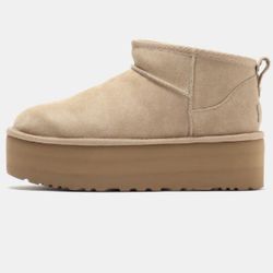 UGG Platform Ultra Mini Size 9