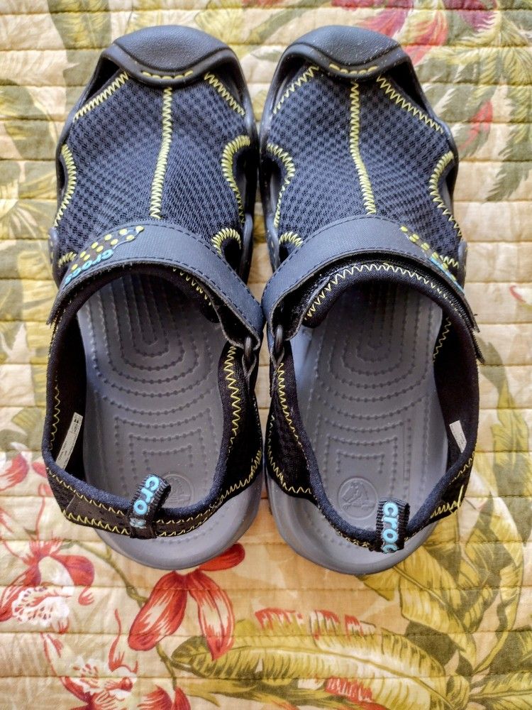 Crocs Men's Swiftwater Mesh Deck Sandals