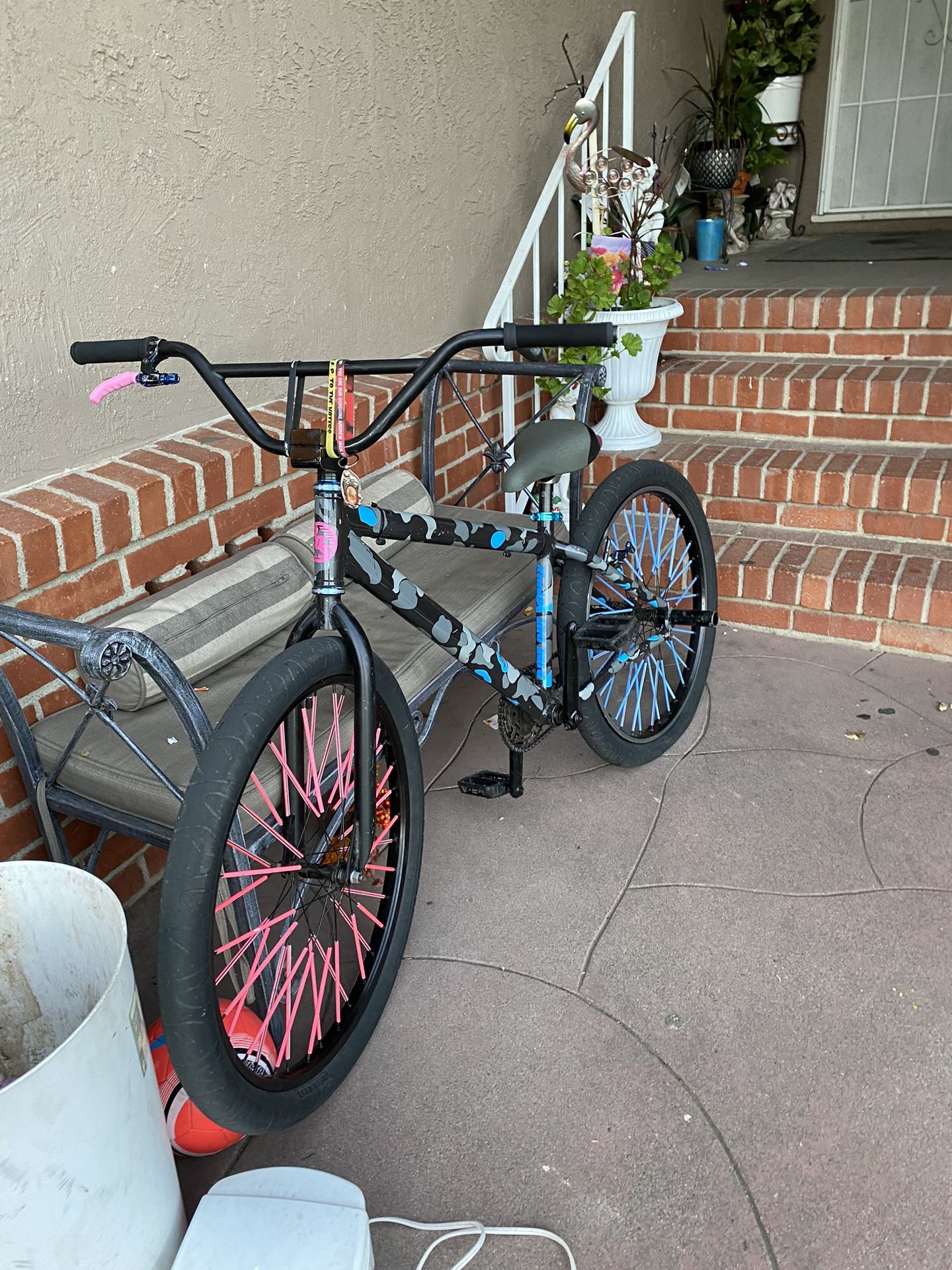 Blocks Flyer for Sale in Pittsburg, CA OfferUp