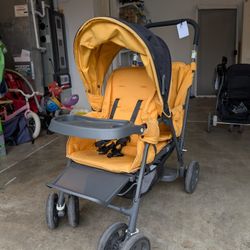 Joovy Caboose Sit-and-Stand Tandem Stroller - Includes Full Rear Seat! 🟡