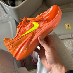 GT Cut 2 Arike WNBA 