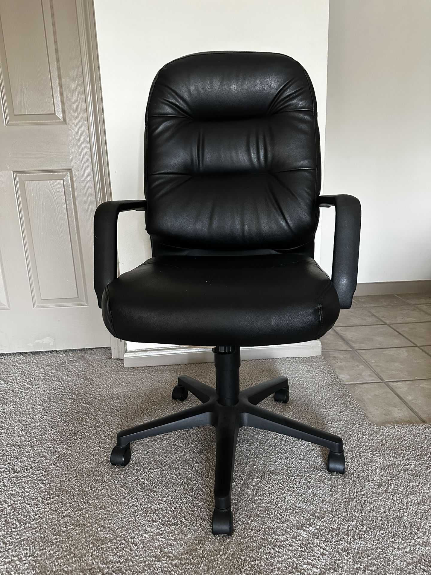 Office Chair For Sale - $40 Like New 