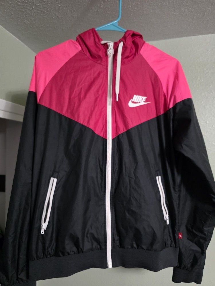 Woman's Large Nike Jacket