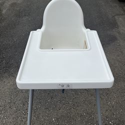 Portable highchair