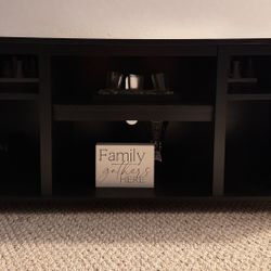 TV TABLE 