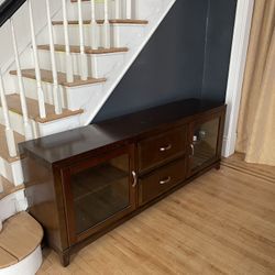 TV STAND/ entertainment center / wooden w/ drawers $150 obo P/U Upper Darby 19082