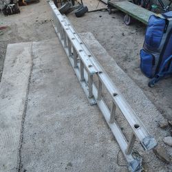 16 Foot Extension Ladder
