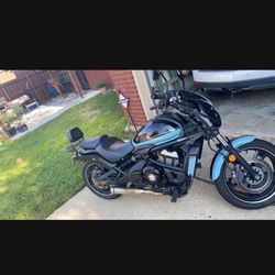 2020 Vulcan Café S 650. Only $8,000